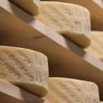 Украинские производители сыра надеются на ослабление гривни
