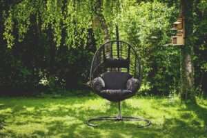 4 способа сделать двор в частном доме максимально комфортным