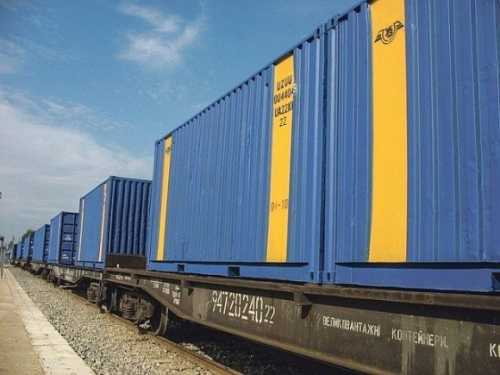 Торік майже половину контейнерних перевезень залізницею становили зернові вантажі
