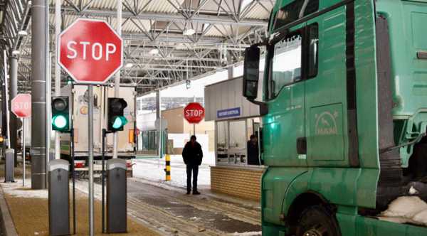 Негода: Молдова ускладнила проїзд вантажівок